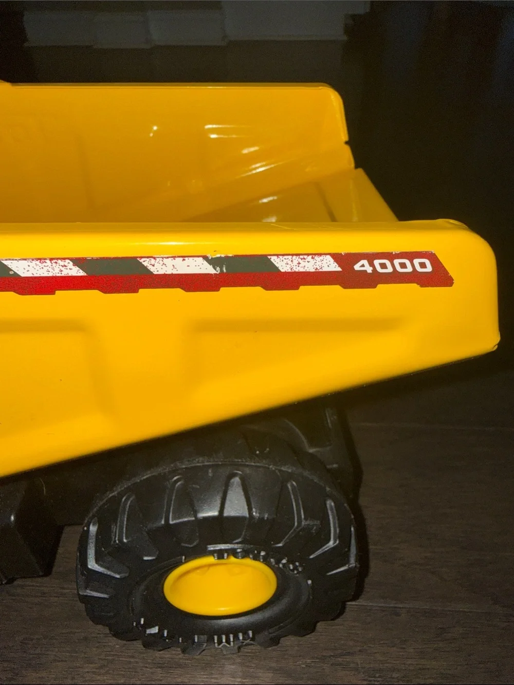 Tonka Yellow and Black Heavy Duty Metal Dump Truck Toy Mint Condition